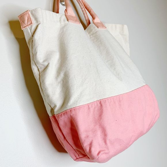VICTORIAS SECRET Pink Cream Canvas Crossbody Tote - Picture 5 of 12